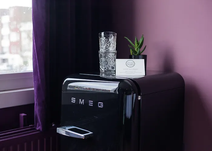 Отель Little Duke Ден Бош