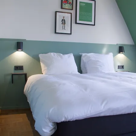 Little Duke Szálloda